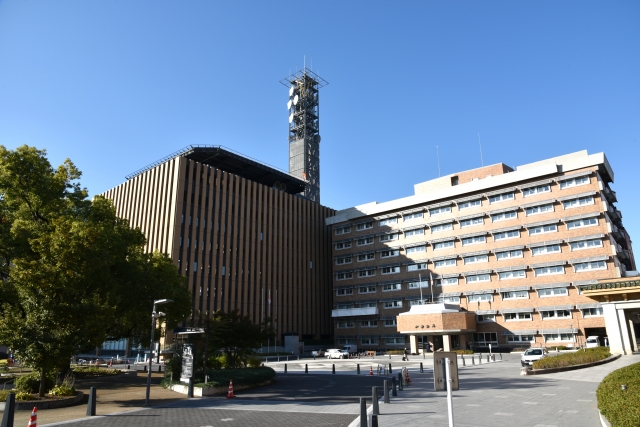 山梨県庁舎